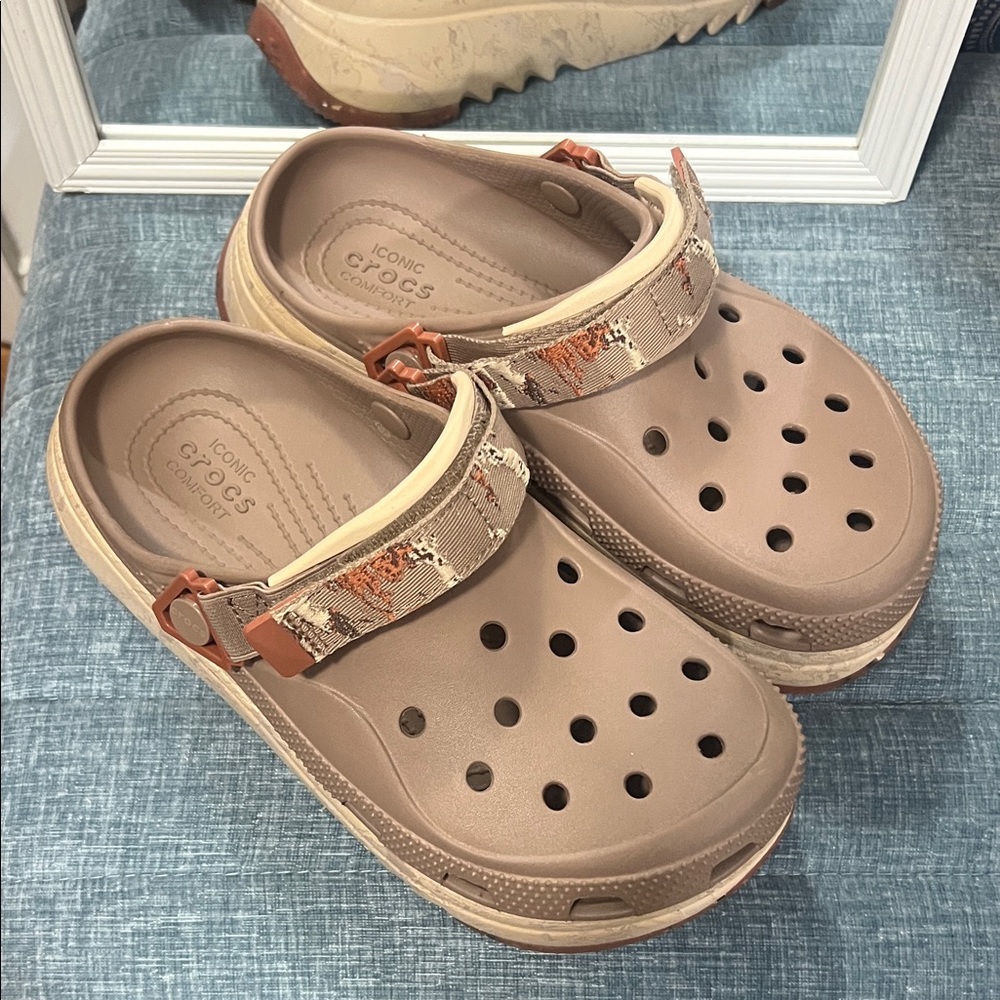 CROCS Brown/Beige Clogs with Patterned Strap